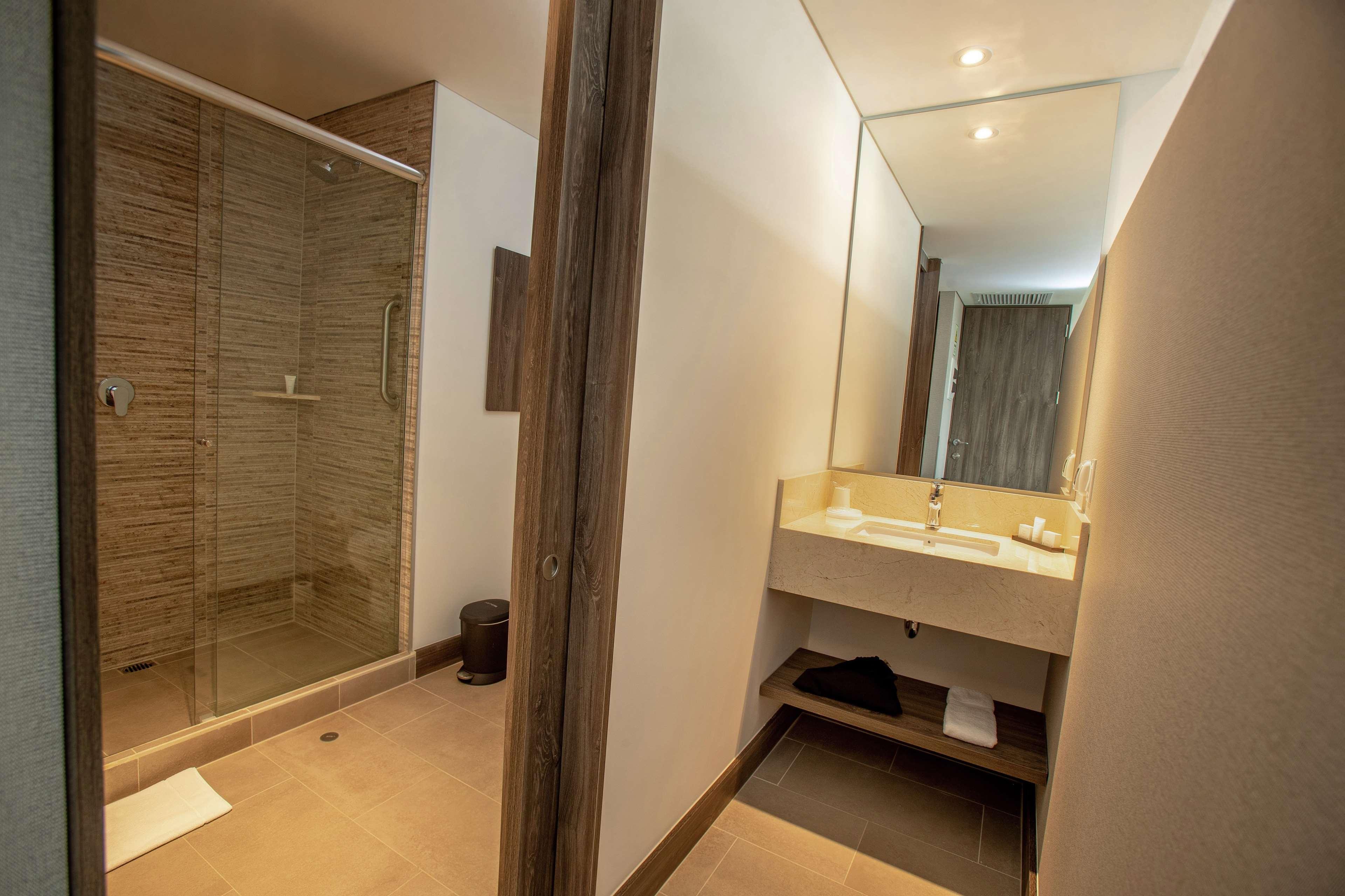 Hampton By Hilton Lima San Isidro Exterior foto