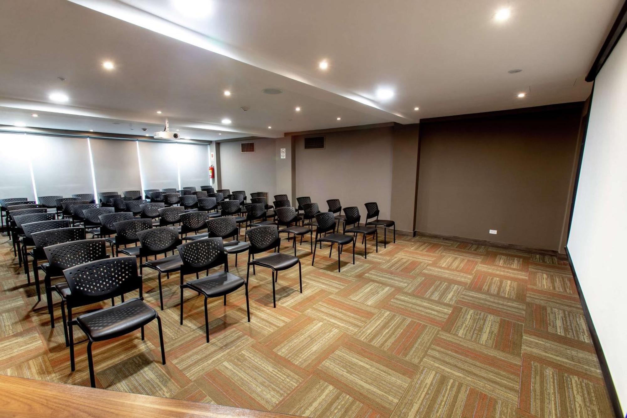 Hampton By Hilton Lima San Isidro Exterior foto